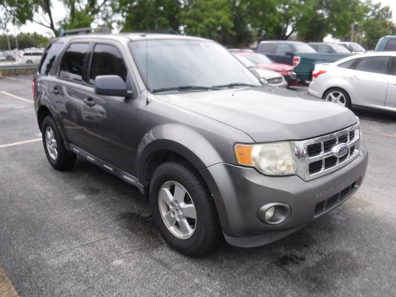 Photo 3 VIN: 1FMCU03G89KA09942 - FORD ESCAPE FWD V6 