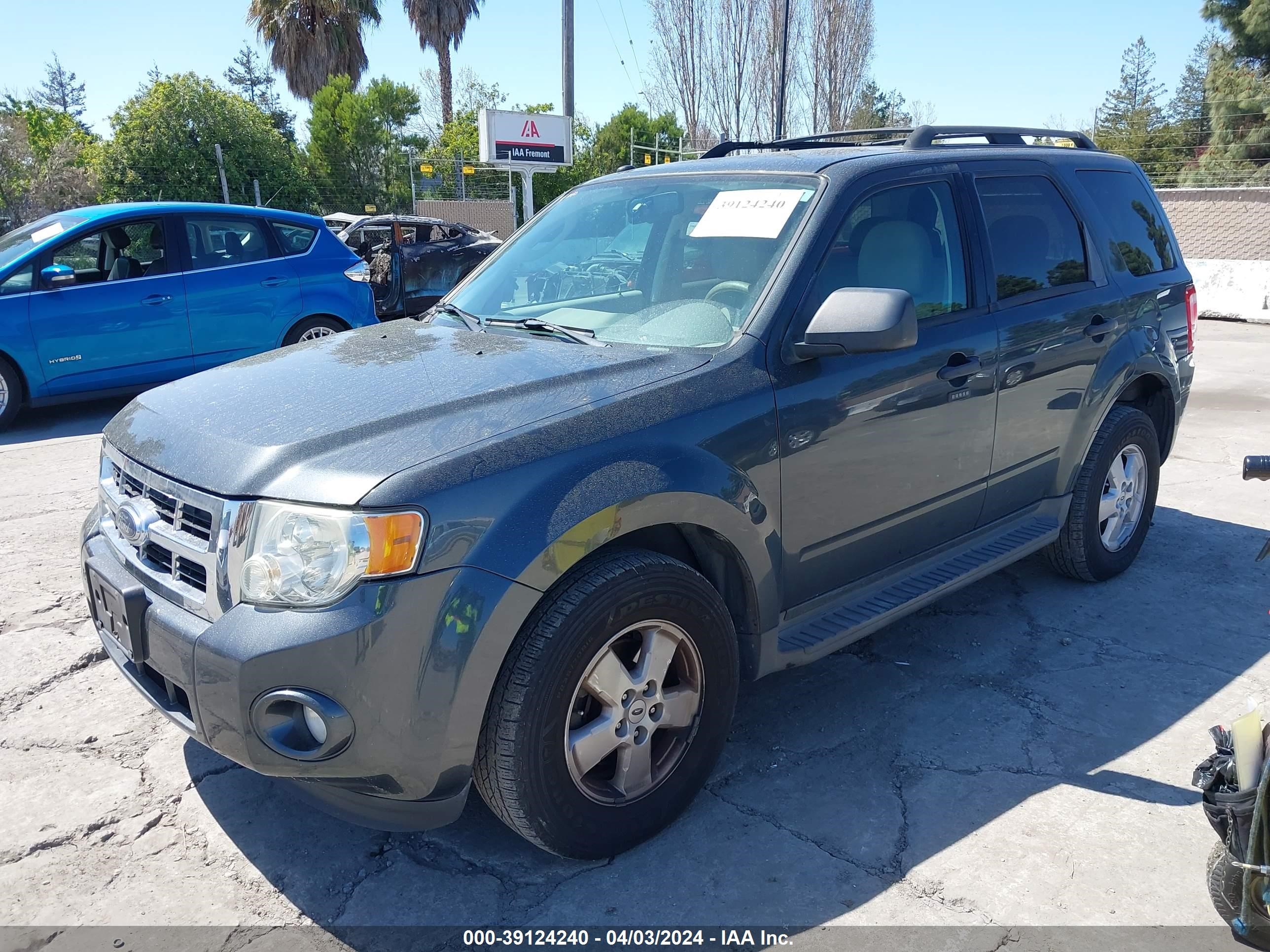 Photo 1 VIN: 1FMCU03G89KA44724 - FORD ESCAPE 