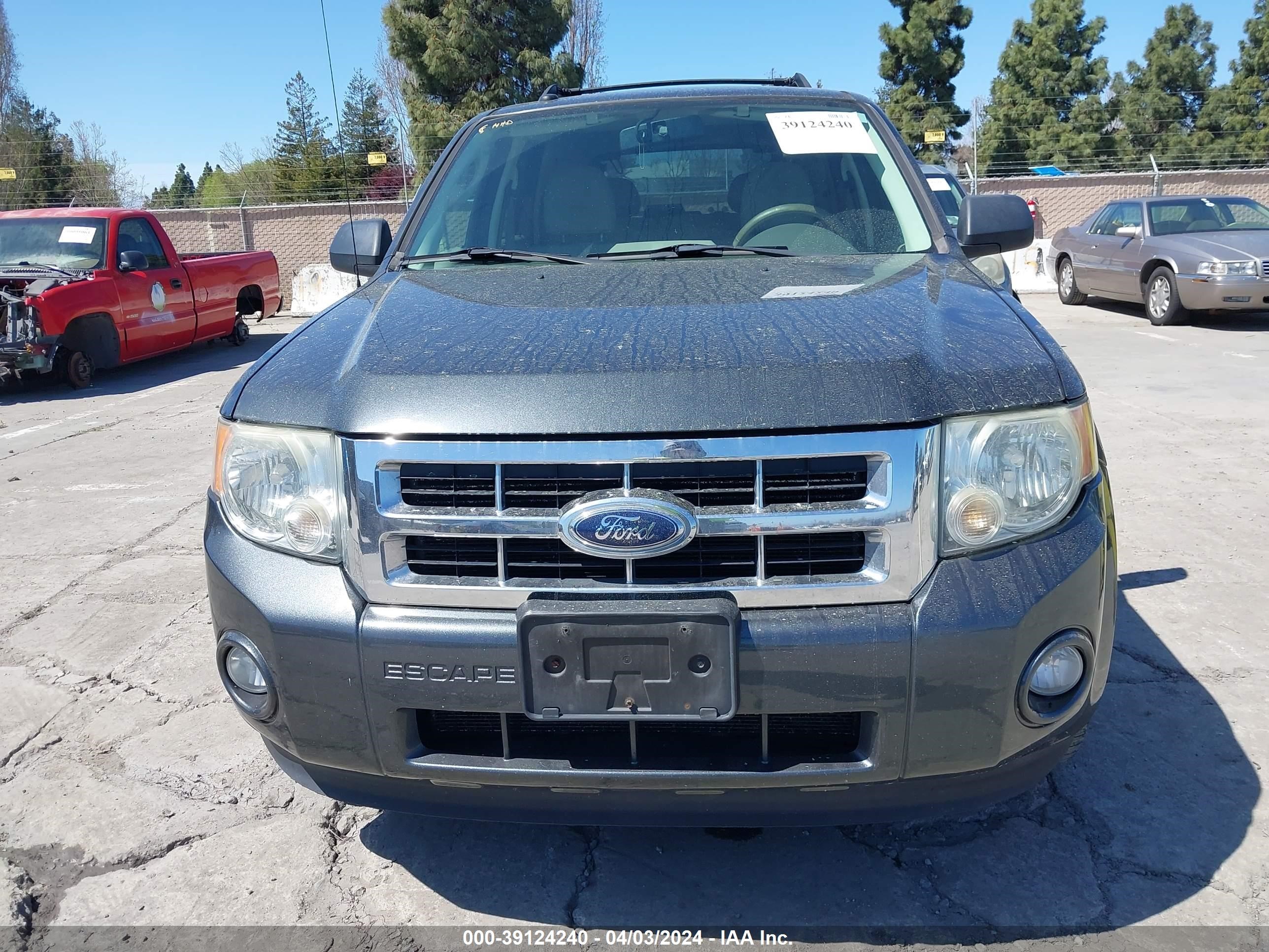 Photo 5 VIN: 1FMCU03G89KA44724 - FORD ESCAPE 