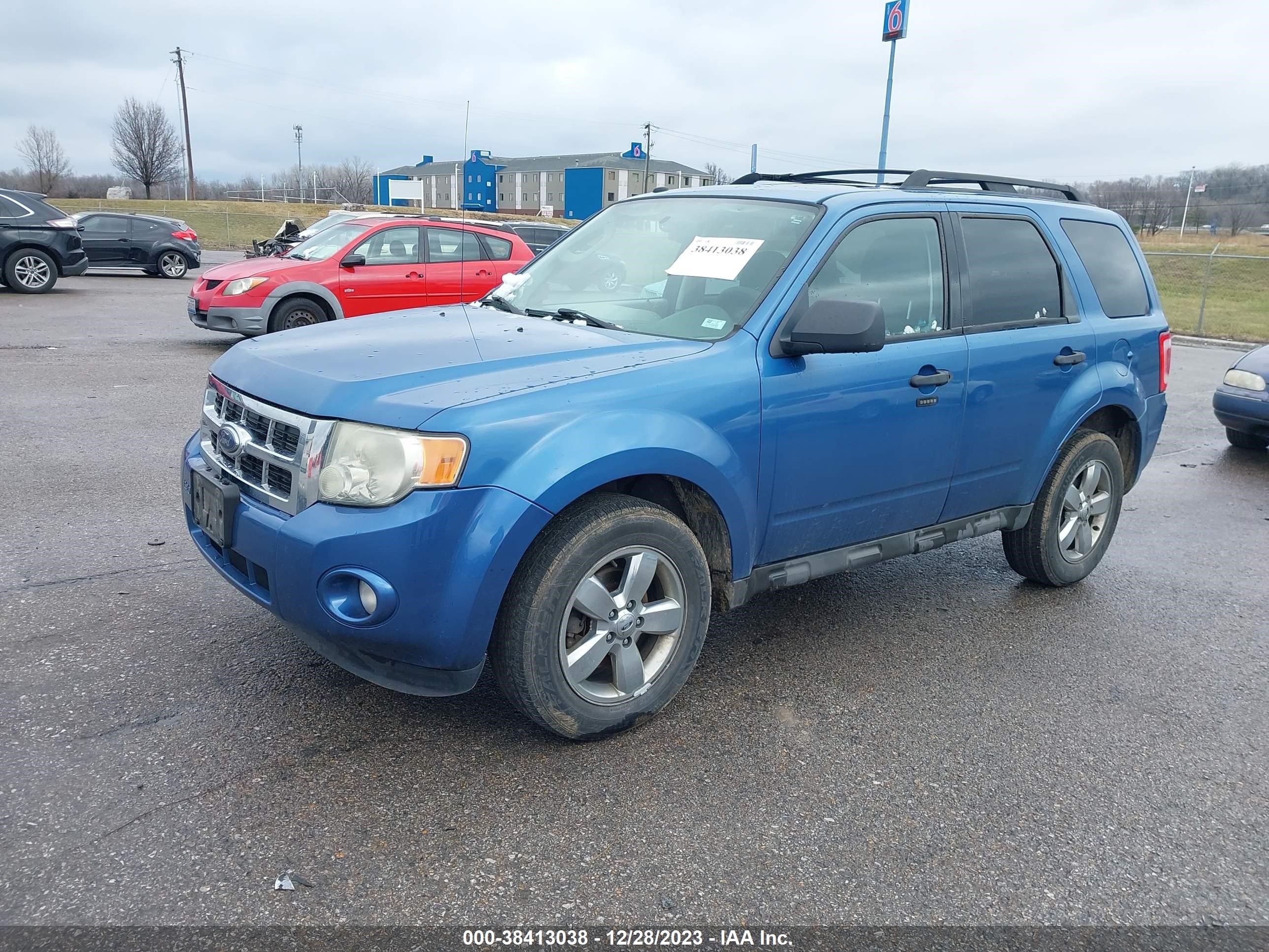 Photo 1 VIN: 1FMCU03G89KA59322 - FORD ESCAPE 