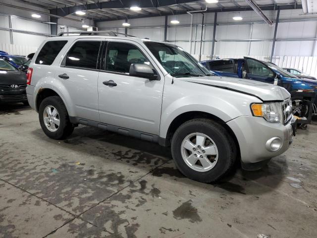 Photo 3 VIN: 1FMCU03G89KC04438 - FORD ESCAPE XLT 