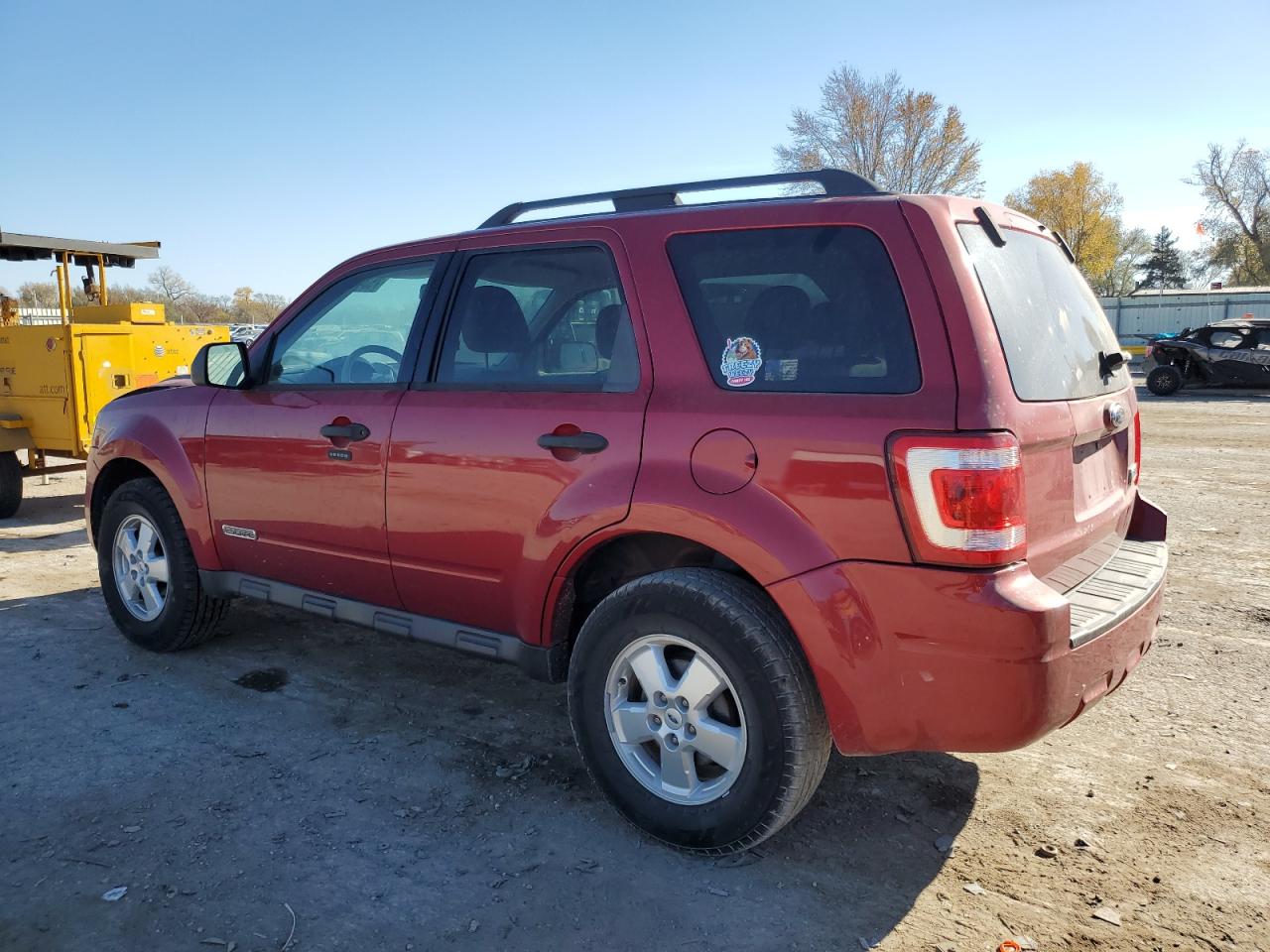 Photo 1 VIN: 1FMCU03Z18KB67023 - FORD ESCAPE 