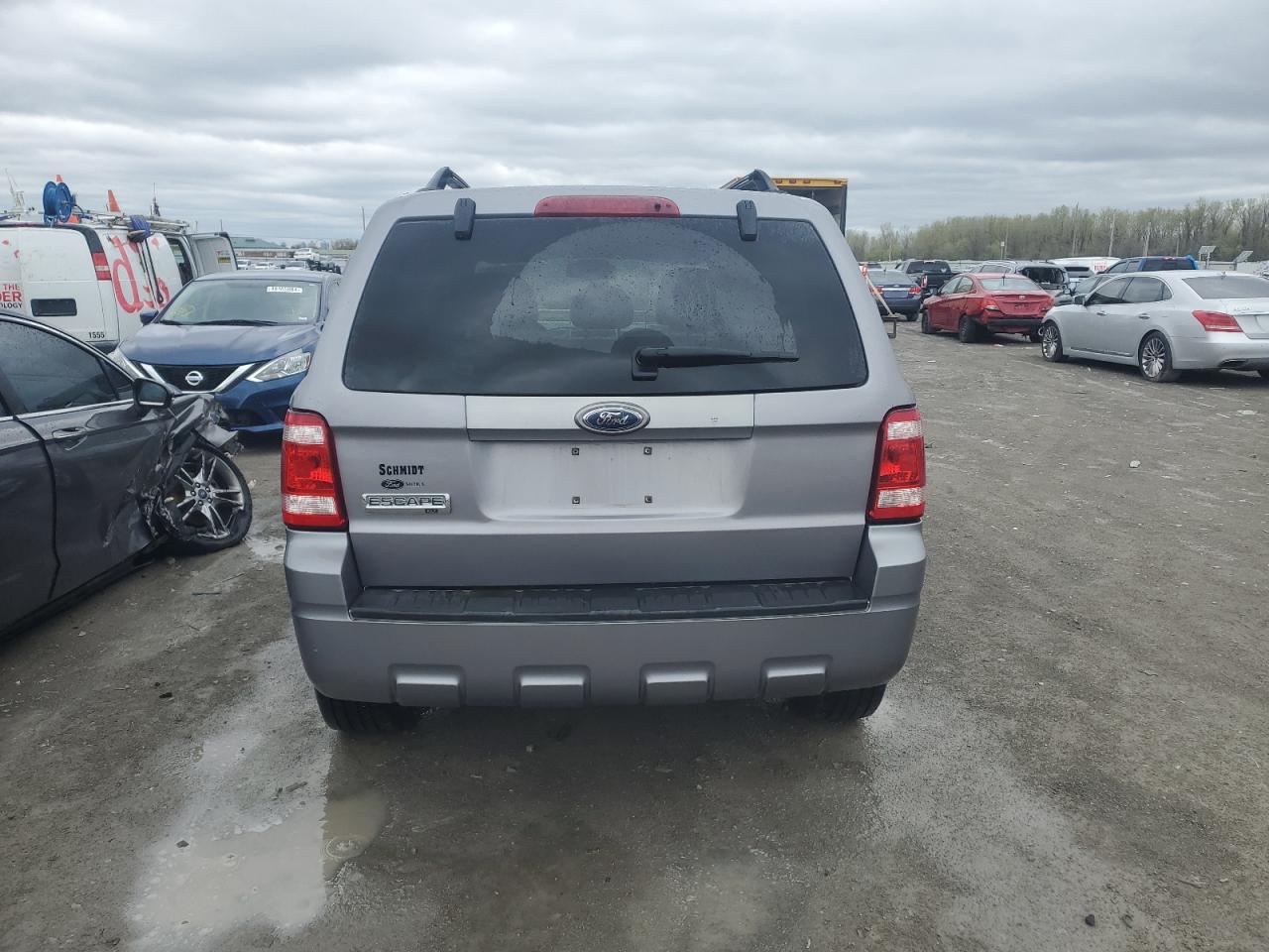 Photo 5 VIN: 1FMCU03Z48KE47101 - FORD ESCAPE 