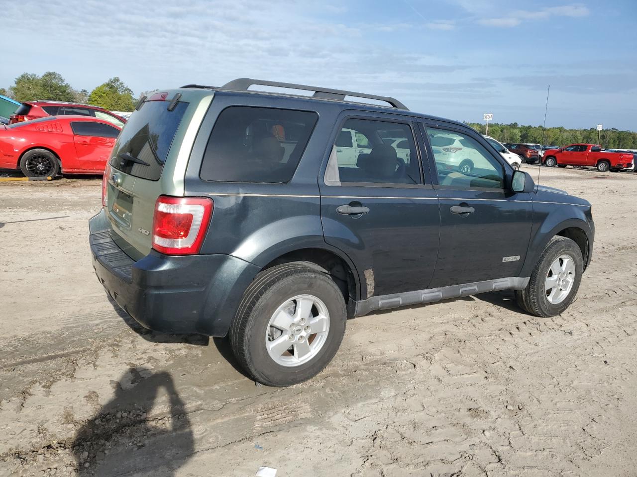 Photo 2 VIN: 1FMCU03Z68KD65077 - FORD ESCAPE 