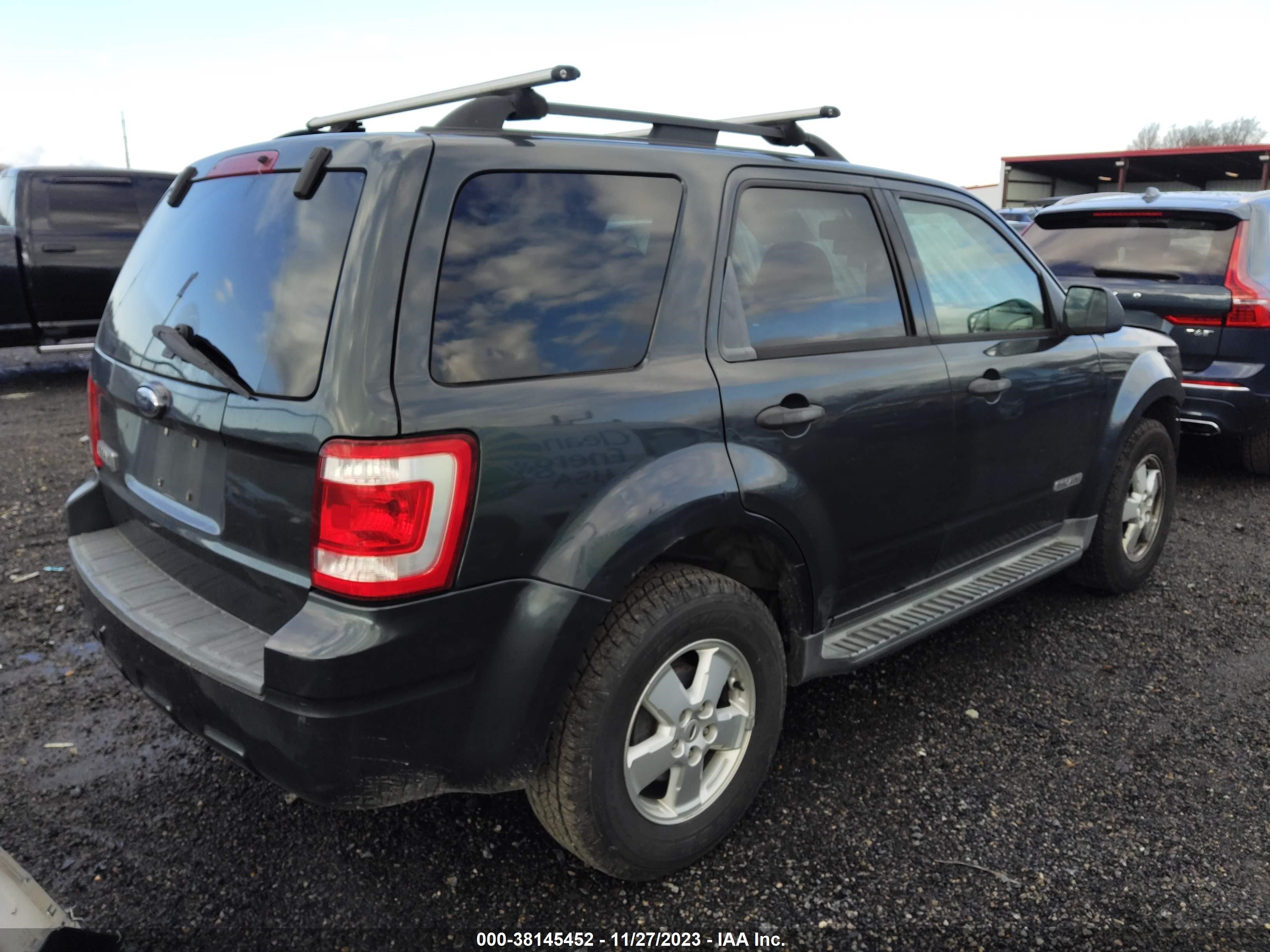 Photo 3 VIN: 1FMCU03Z78KD42018 - FORD ESCAPE 