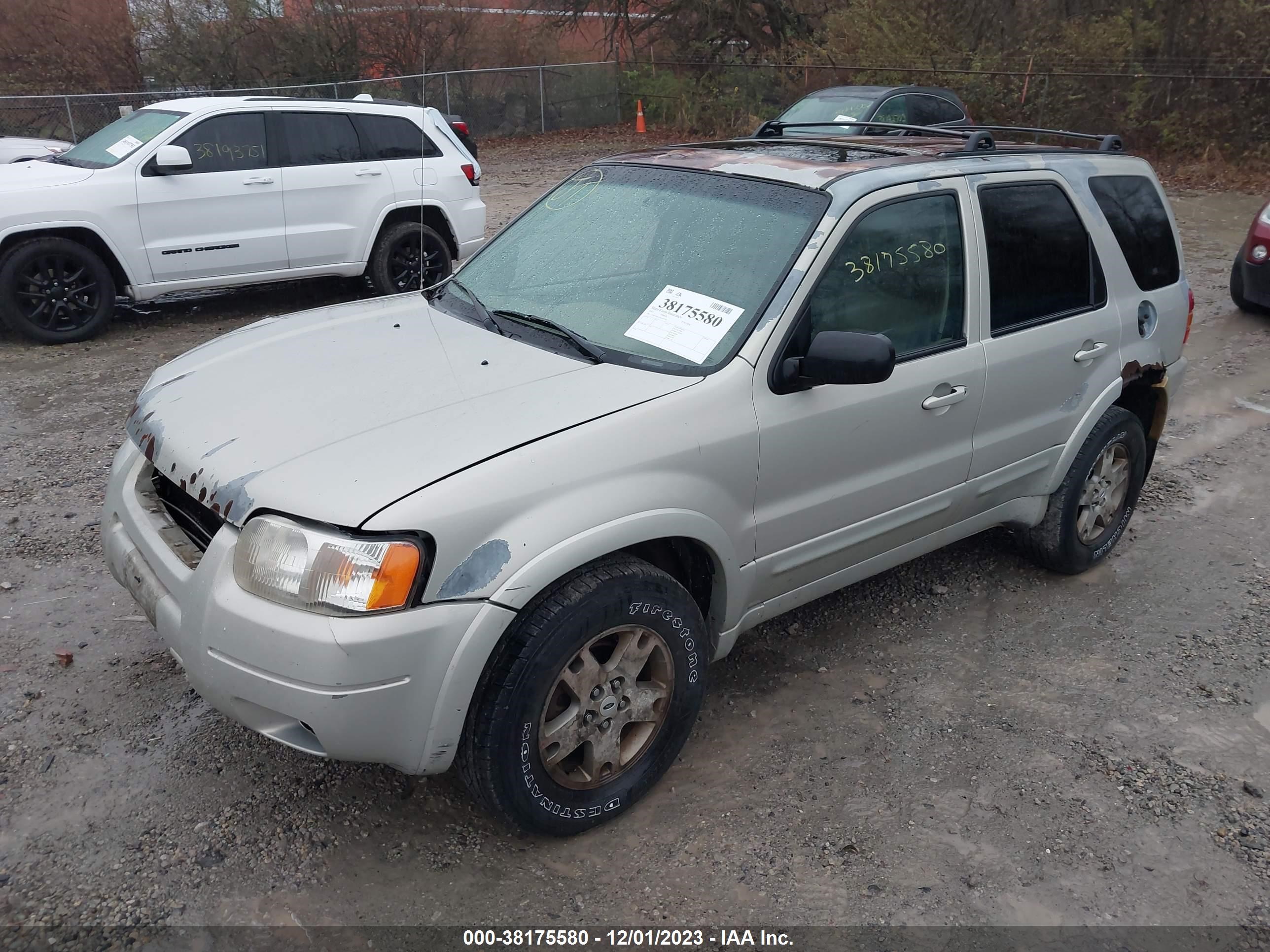 Photo 1 VIN: 1FMCU04113KA01764 - FORD ESCAPE 