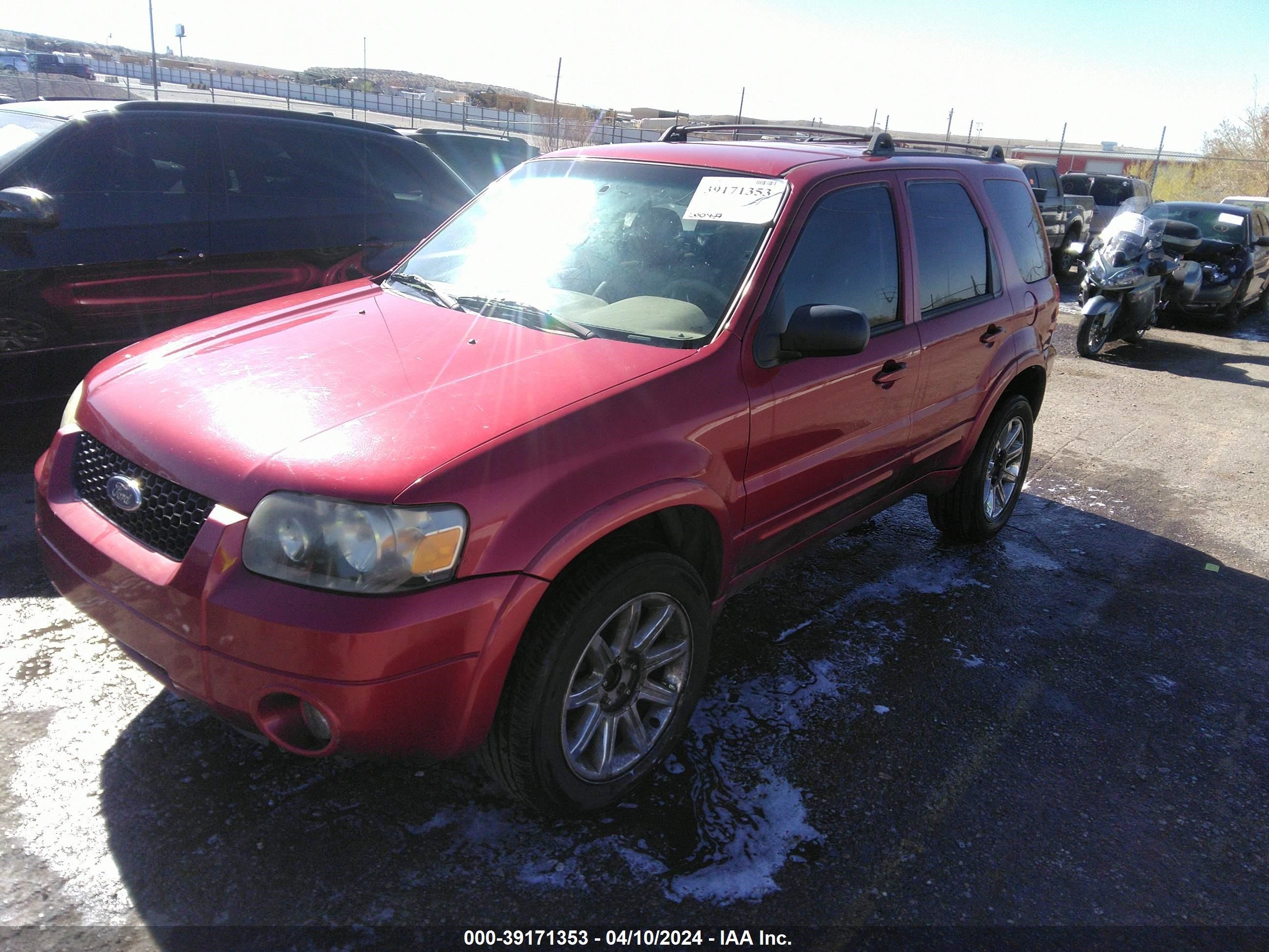 Photo 1 VIN: 1FMCU04126KA12387 - FORD ESCAPE 