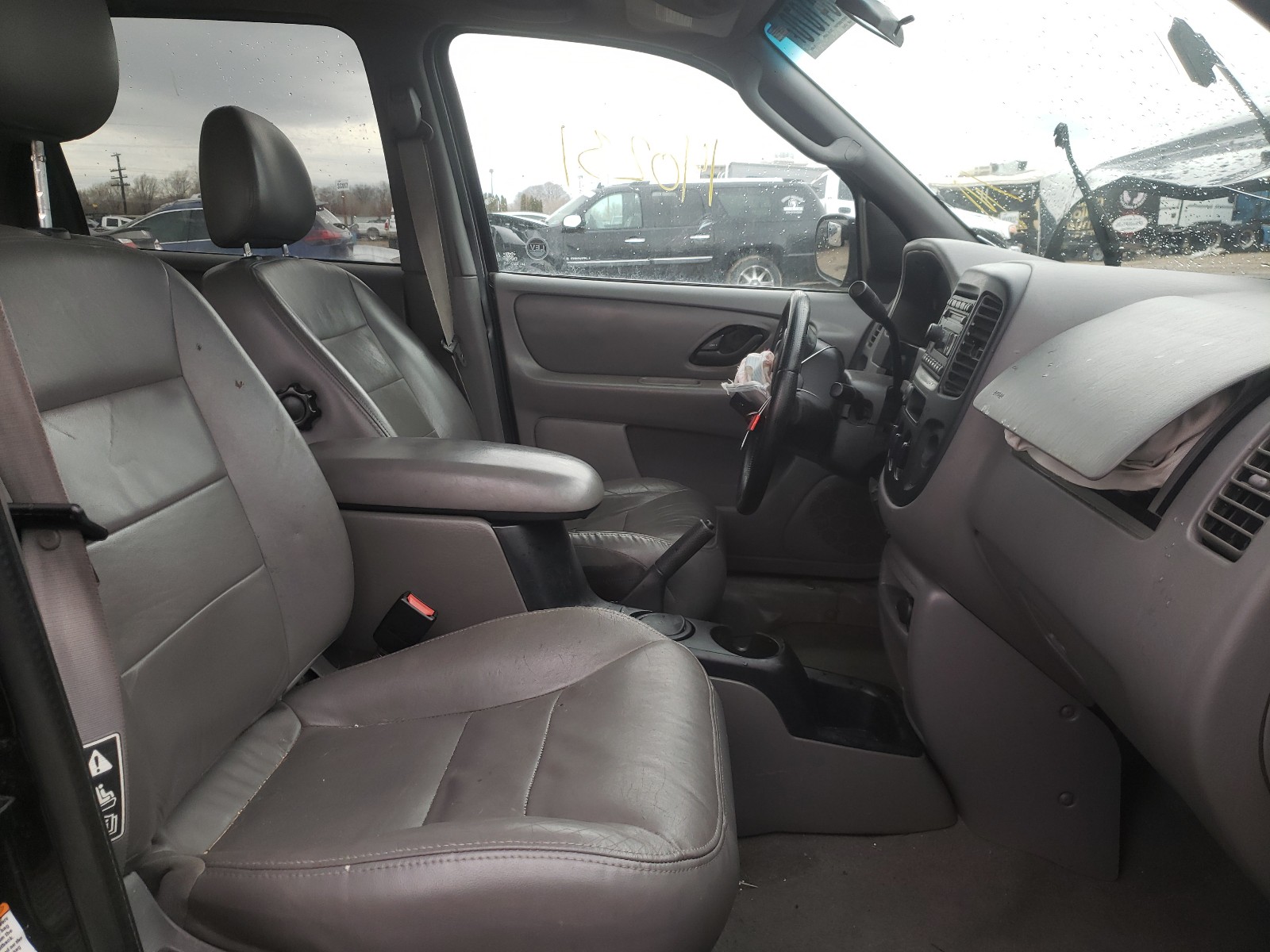 Photo 4 VIN: 1FMCU04152KA50707 - FORD ESCAPE XLT 