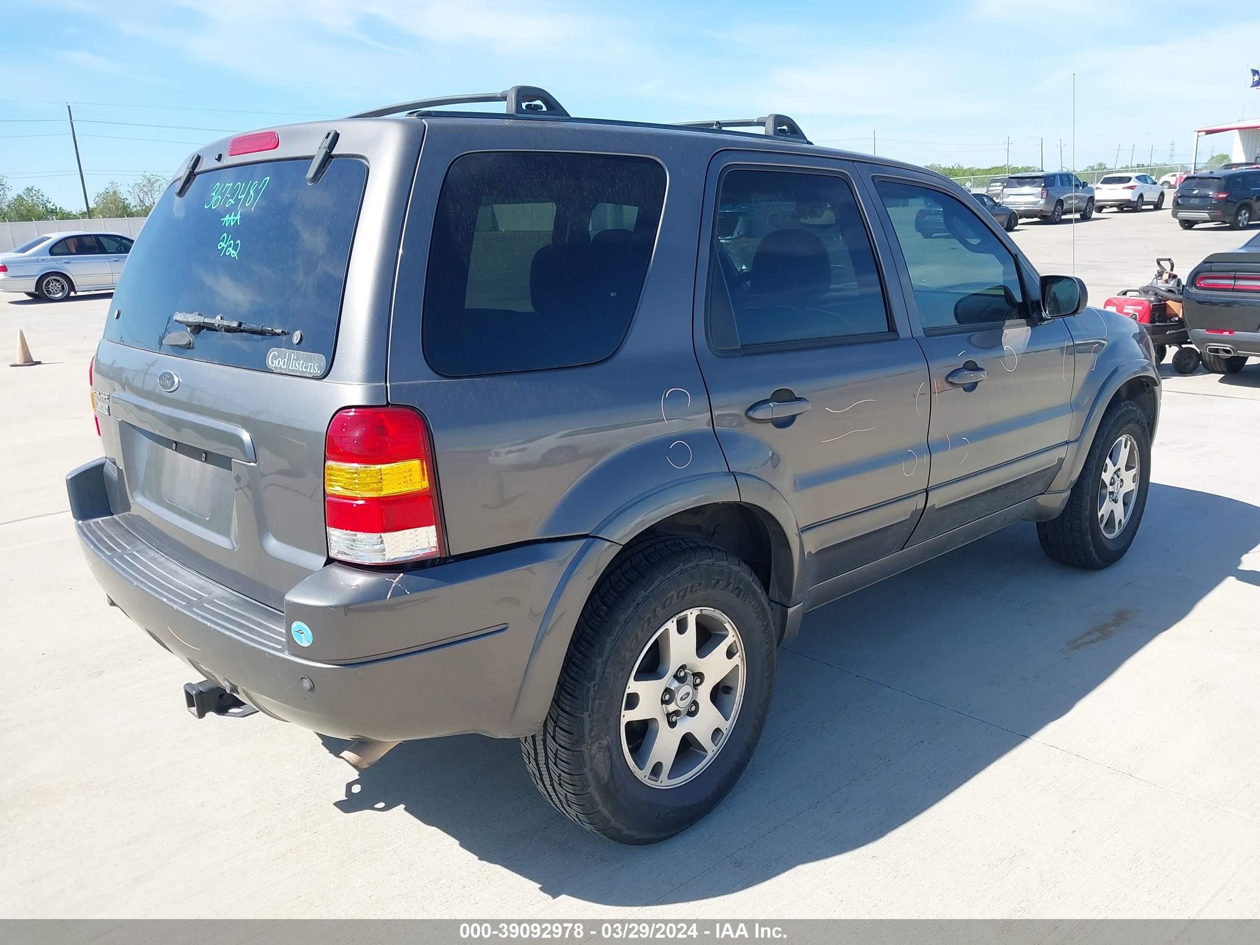 Photo 3 VIN: 1FMCU041X3KA08258 - FORD ESCAPE 