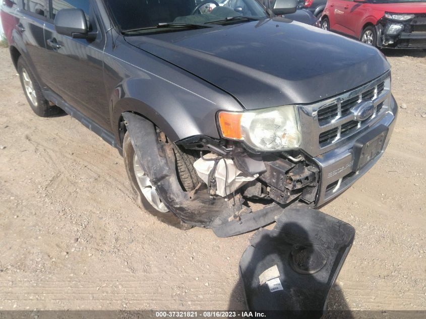 Photo 5 VIN: 1FMCU04799KA03890 - FORD ESCAPE 