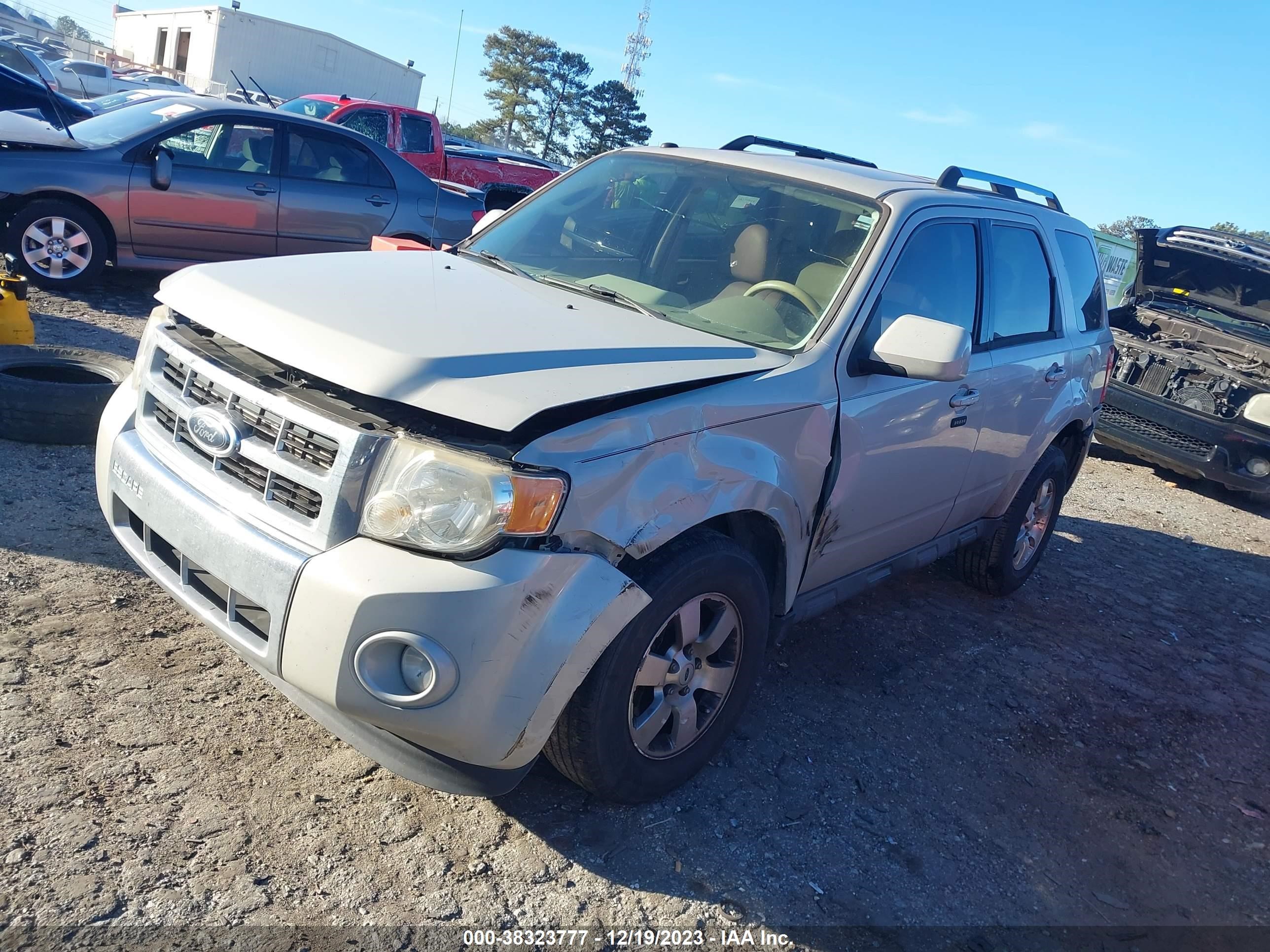 Photo 1 VIN: 1FMCU04G39KA63843 - FORD ESCAPE 