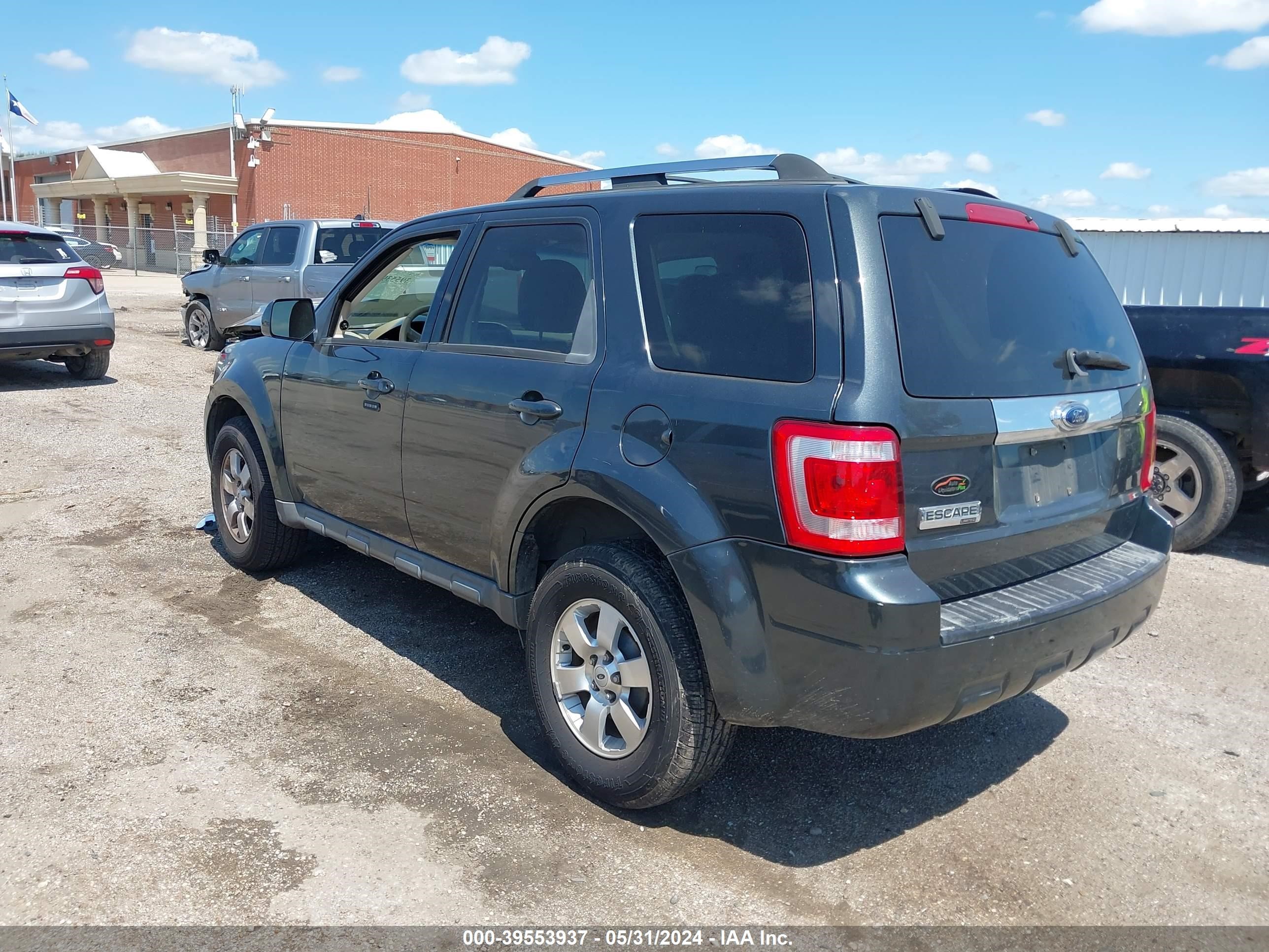 Photo 2 VIN: 1FMCU04G49KA93790 - FORD ESCAPE 