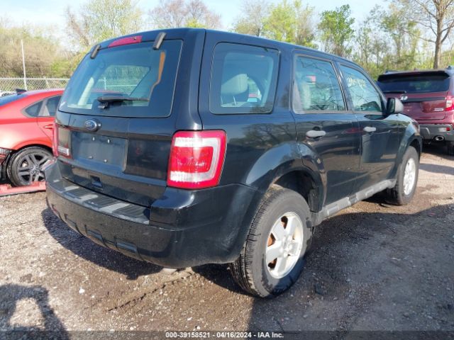 Photo 3 VIN: 1FMCU0C70AKC66159 - FORD ESCAPE 