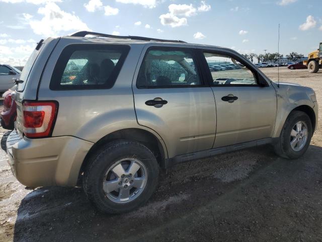 Photo 2 VIN: 1FMCU0C70AKD42754 - FORD ESCAPE XLS 