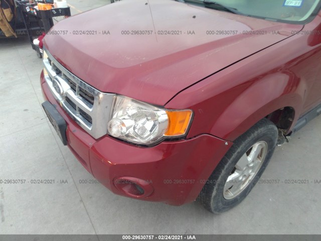 Photo 5 VIN: 1FMCU0C70BKA98038 - FORD ESCAPE 