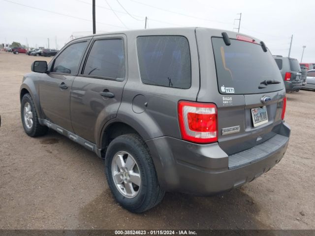 Photo 2 VIN: 1FMCU0C70BKC41229 - FORD ESCAPE 