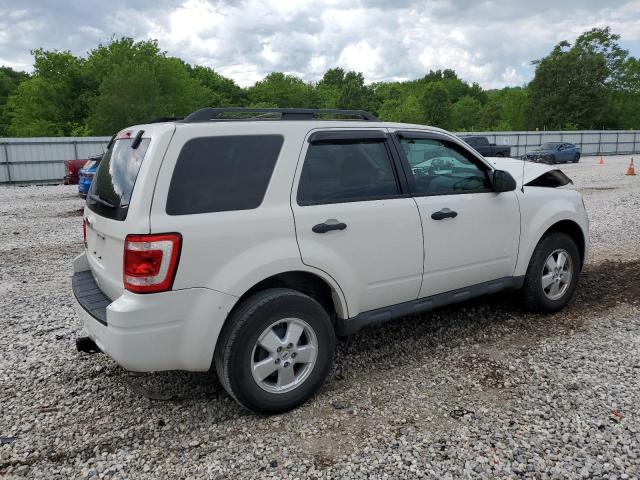 Photo 2 VIN: 1FMCU0C70BKC60024 - FORD ESCAPE 