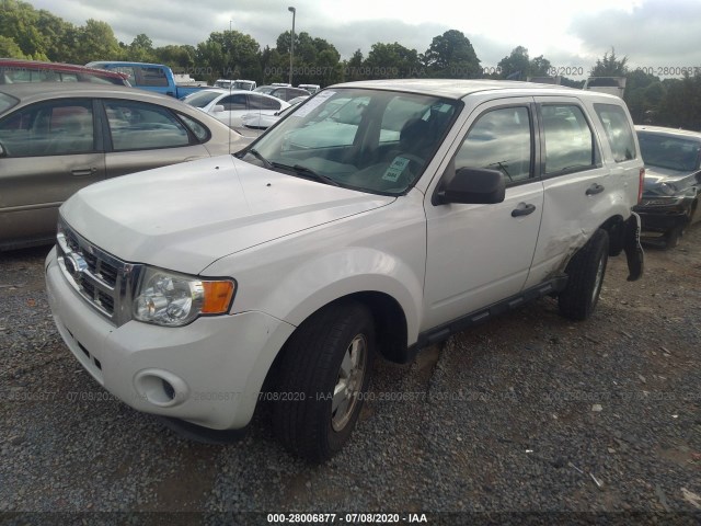 Photo 1 VIN: 1FMCU0C70CKB27037 - FORD ESCAPE 