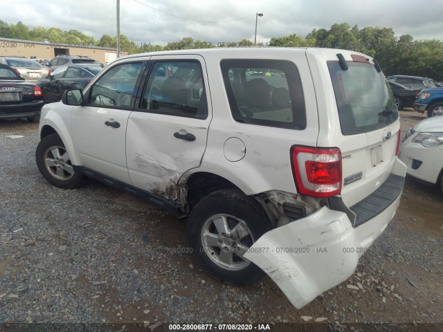 Photo 2 VIN: 1FMCU0C70CKB27037 - FORD ESCAPE 