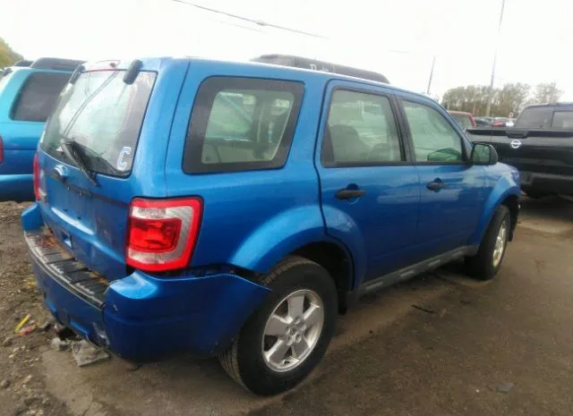 Photo 3 VIN: 1FMCU0C70CKC13920 - FORD ESCAPE 