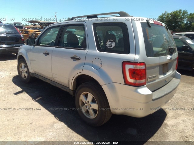 Photo 2 VIN: 1FMCU0C71AKA78220 - FORD ESCAPE 