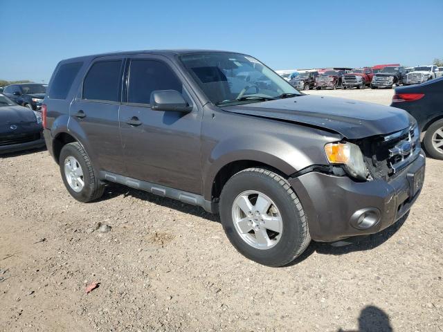 Photo 3 VIN: 1FMCU0C71AKA94417 - FORD ESCAPE XLS 