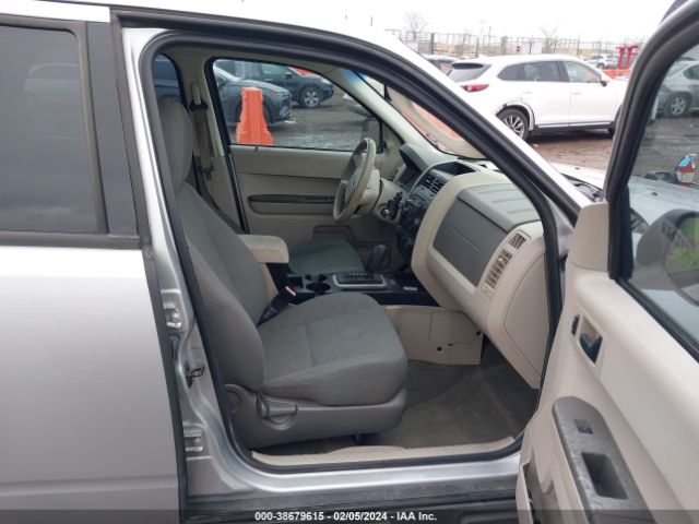 Photo 4 VIN: 1FMCU0C71BKC23032 - FORD ESCAPE 