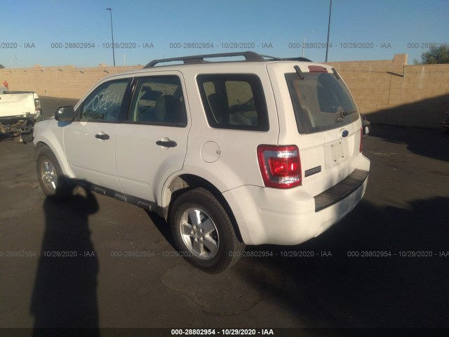 Photo 2 VIN: 1FMCU0C71BKC24682 - FORD ESCAPE 