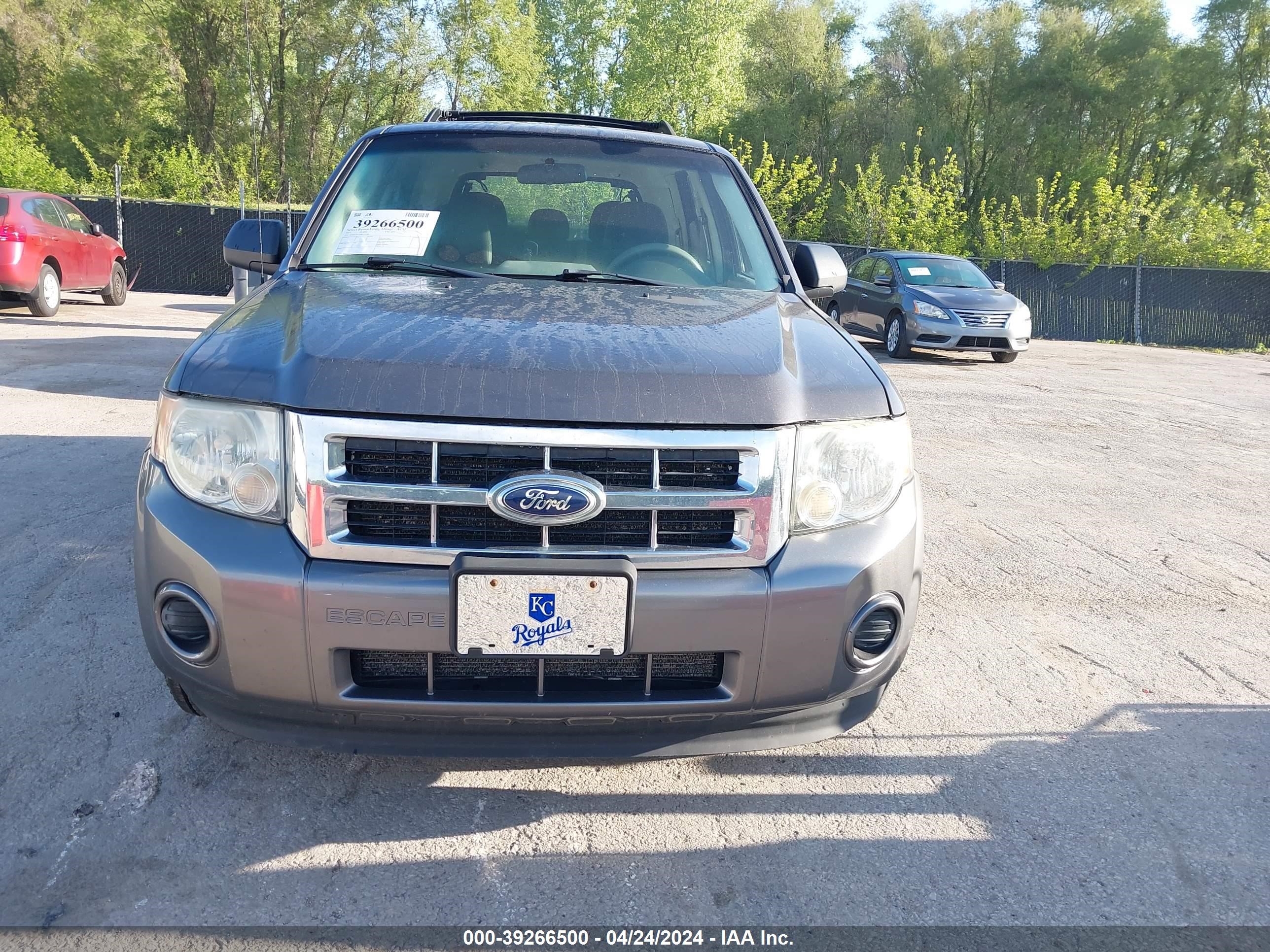 Photo 5 VIN: 1FMCU0C71BKC52286 - FORD ESCAPE 