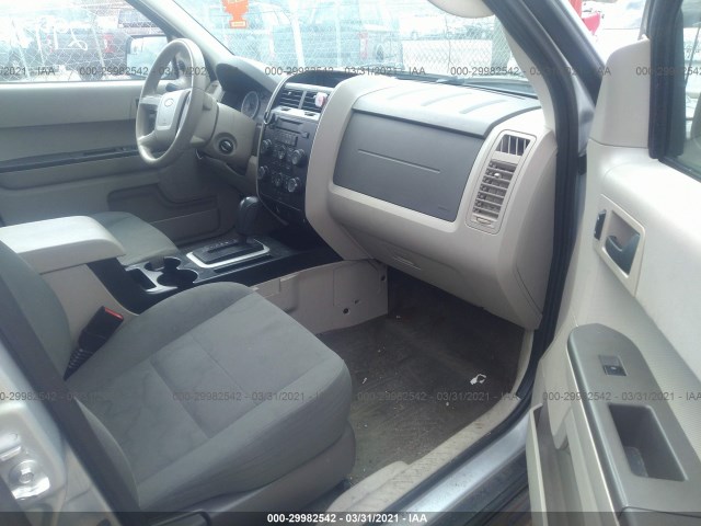 Photo 4 VIN: 1FMCU0C71CKA32017 - FORD ESCAPE 