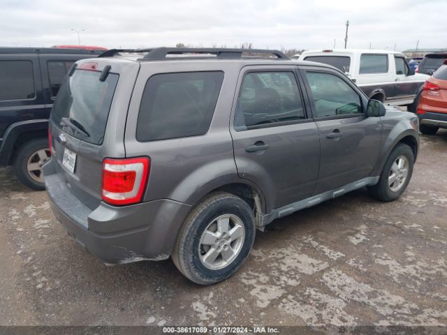 Photo 3 VIN: 1FMCU0C71CKA35130 - FORD ESCAPE 