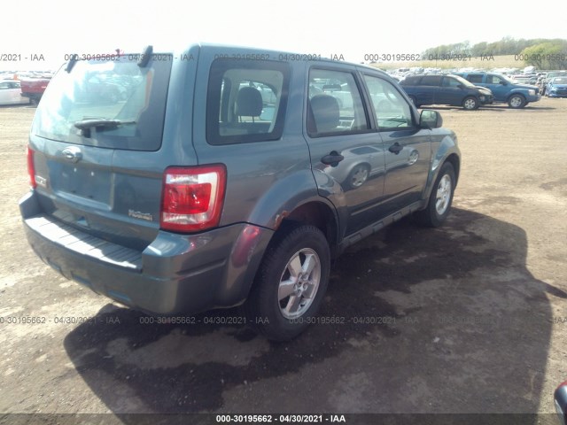 Photo 3 VIN: 1FMCU0C72AKA72796 - FORD ESCAPE 