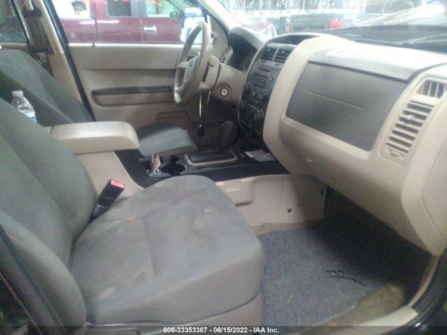 Photo 4 VIN: 1FMCU0C72BKB22274 - FORD ESCAPE 