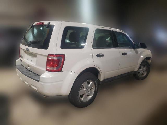 Photo 2 VIN: 1FMCU0C72BKB64086 - FORD ESCAPE 