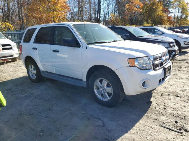 Photo 3 VIN: 1FMCU0C72CKA38926 - FORD ESCAPE XLS 