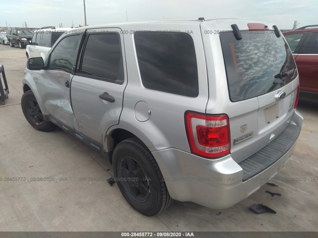 Photo 2 VIN: 1FMCU0C72CKC81619 - FORD ESCAPE 