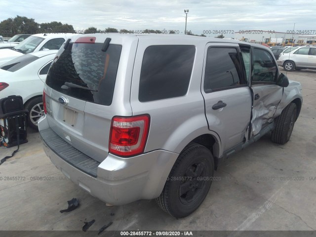 Photo 3 VIN: 1FMCU0C72CKC81619 - FORD ESCAPE 