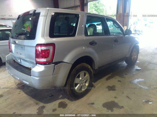 Photo 3 VIN: 1FMCU0C73BKC59370 - FORD ESCAPE 