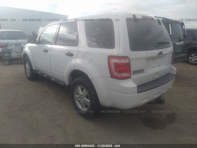 Photo 2 VIN: 1FMCU0C73BKC65671 - FORD ESCAPE 