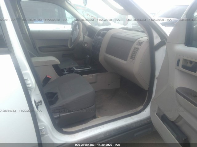 Photo 4 VIN: 1FMCU0C73BKC65671 - FORD ESCAPE 