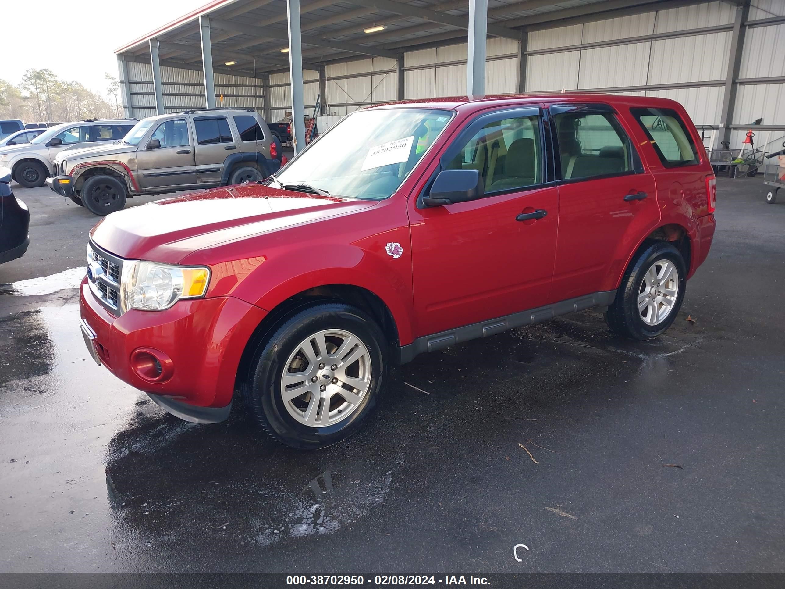 Photo 1 VIN: 1FMCU0C73CKB75213 - FORD ESCAPE 