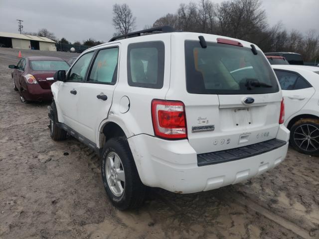 Photo 2 VIN: 1FMCU0C74AKB50382 - FORD ESCAPE XLS 