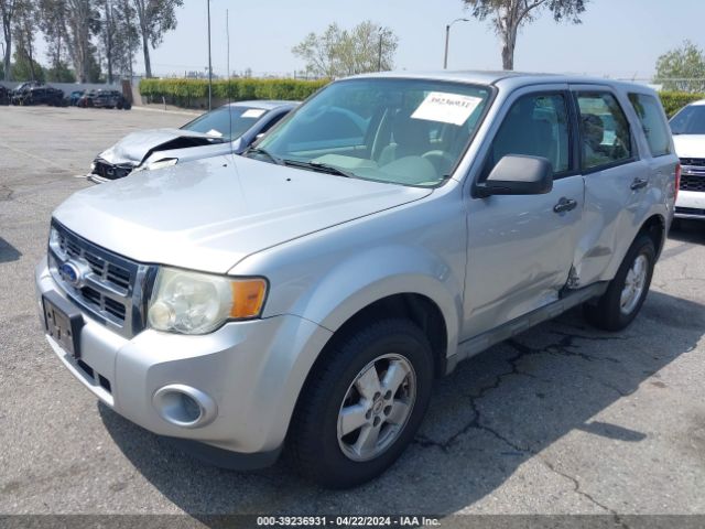 Photo 1 VIN: 1FMCU0C74AKC96135 - FORD ESCAPE 