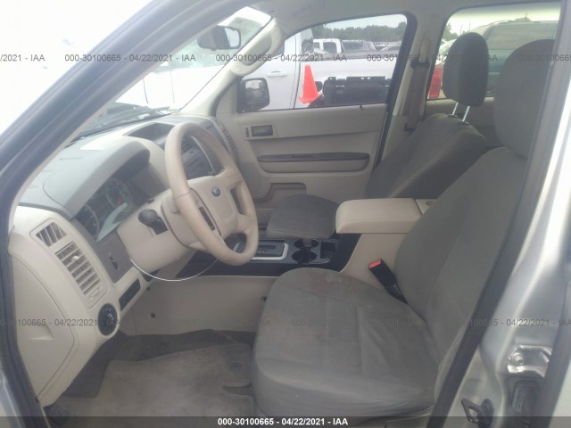 Photo 4 VIN: 1FMCU0C74BKB83822 - FORD ESCAPE 