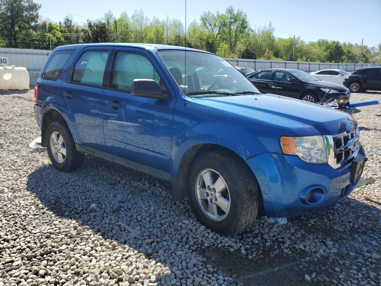 Photo 3 VIN: 1FMCU0C74BKC40844 - FORD ESCAPE 