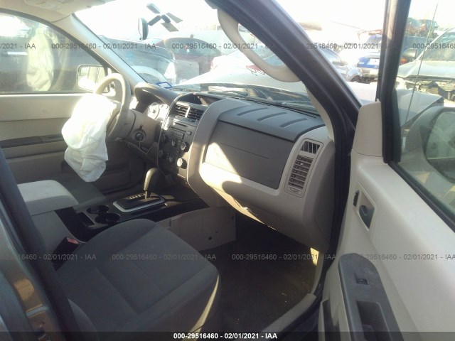 Photo 4 VIN: 1FMCU0C74CKB66195 - FORD ESCAPE 