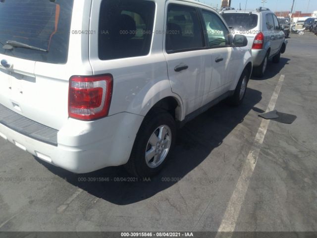 Photo 3 VIN: 1FMCU0C74CKC45463 - FORD ESCAPE 