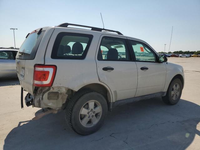 Photo 2 VIN: 1FMCU0C75BKA92493 - FORD ESCAPE 