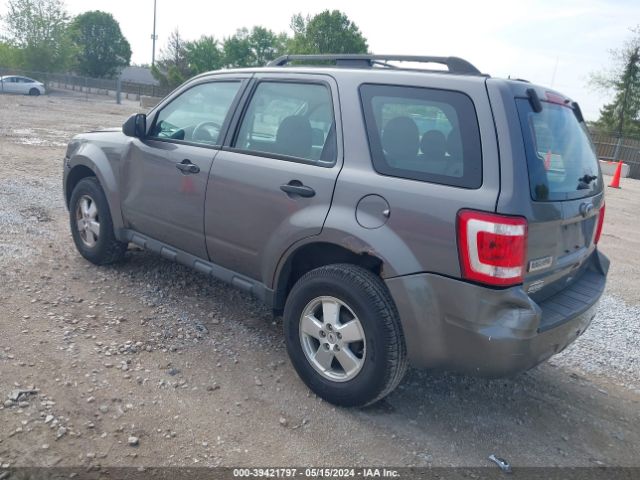 Photo 2 VIN: 1FMCU0C75CKA69510 - FORD ESCAPE 