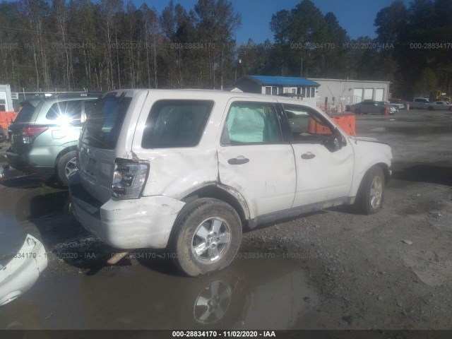 Photo 3 VIN: 1FMCU0C75CKB09651 - FORD ESCAPE 